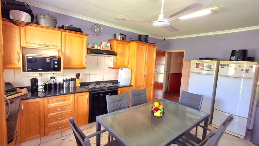 3 Bedroom Property for Sale in Roodia Free State